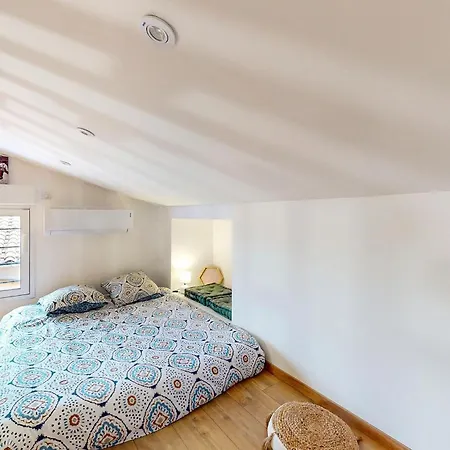 Nice Home In Royan With Wifi *